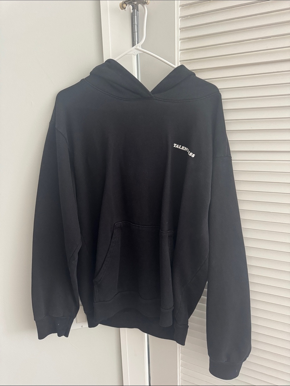 TALENTLESS Black Crewneck Hoodie Sweatshirt